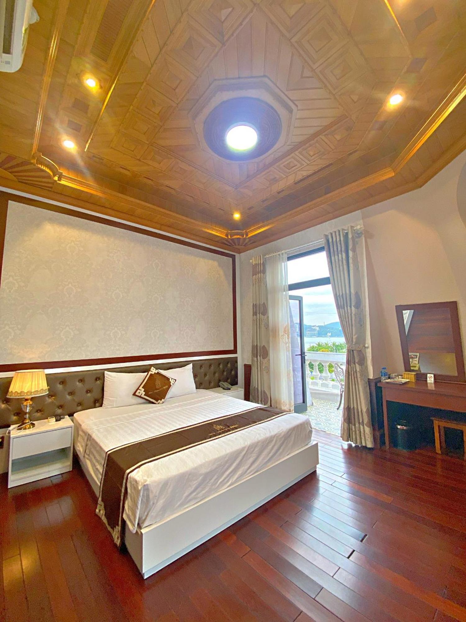 Blue Diamond Hotel Ha Long Dış mekan fotoğraf